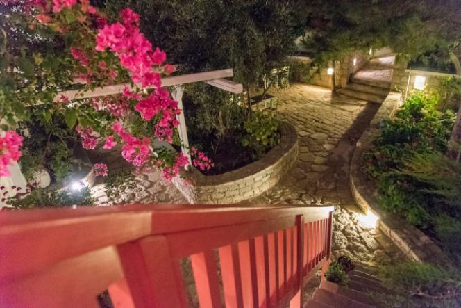Thalassitra Village Hotel Adamantas  ภายนอก รูปภาพ